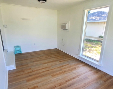 161 Sw 6th Court Sw - Photo Thumbnail 10