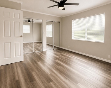 611 Ne 14th Avenue - Photo Thumbnail 7