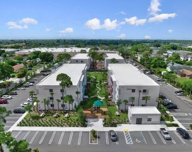 4290 Lakewood Road - Photo Thumbnail 2