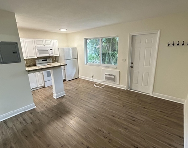921 Ne 17th Avenue - Photo Thumbnail 4