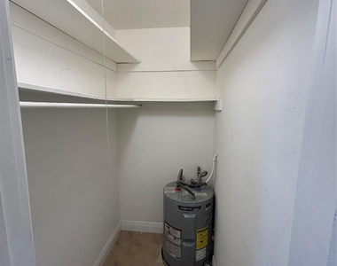921 Ne 17th Avenue - Photo Thumbnail 7