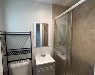 921 Ne 17th Avenue - Photo Thumbnail 8