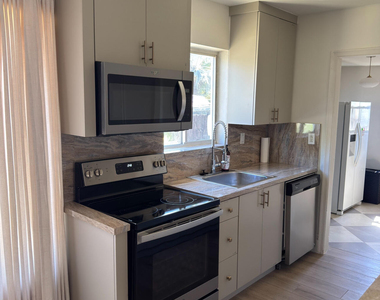 2648 Washington Street - Photo Thumbnail 10