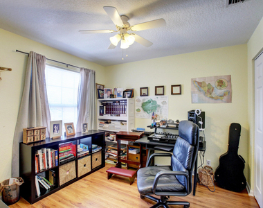 11705 Nw 47th Drive - Photo Thumbnail 13