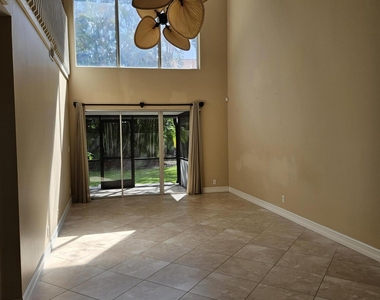 7526 Pinewalk Drive S - Photo Thumbnail 1