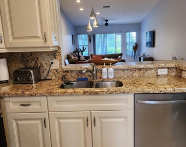 8951 Sunnywood Place - Photo Thumbnail 4