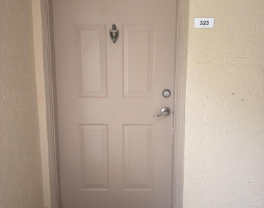 2060 Greenview Shores Boulevard - Photo Thumbnail 23