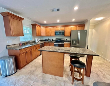 126 Lake Francis Drive - Photo Thumbnail 5