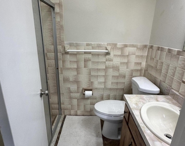 126 Lake Francis Drive - Photo Thumbnail 11