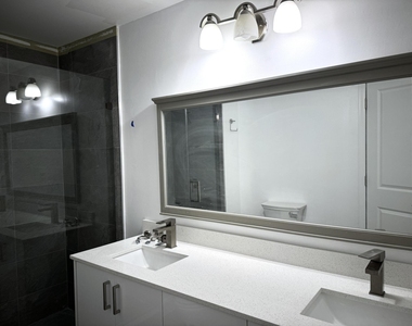 855 Nw 80th Way - Photo Thumbnail 3