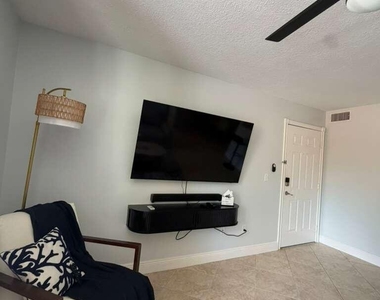 123 Yacht Club Way - Photo Thumbnail 47