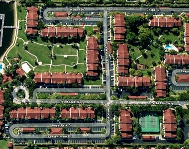 123 Yacht Club Way - Photo Thumbnail 25