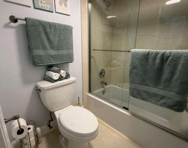 123 Yacht Club Way - Photo Thumbnail 63