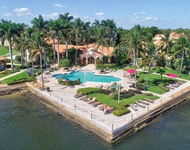 123 Yacht Club Way - Photo Thumbnail 20