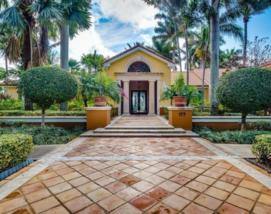 123 Yacht Club Way - Photo Thumbnail 44