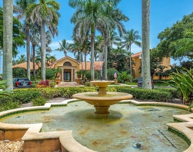 123 Yacht Club Way - Photo Thumbnail 32