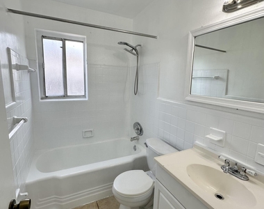 1409 Nw 2nd Avenue - Photo Thumbnail 1