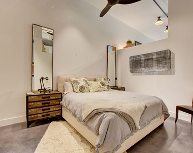 185 Ne 4th Avenue - Photo Thumbnail 3