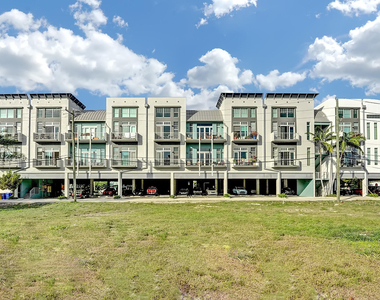 185 Ne 4th Avenue - Photo Thumbnail 43