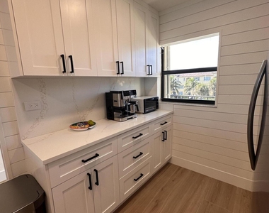 7430 S Ocean Drive - Photo Thumbnail 7