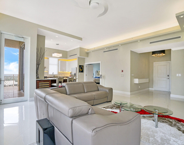 511 Se 5th Avenue - Photo Thumbnail 4