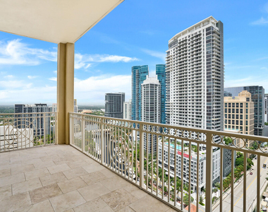 511 Se 5th Avenue - Photo Thumbnail 23