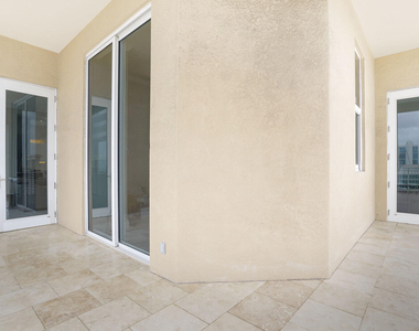 511 Se 5th Avenue - Photo Thumbnail 20