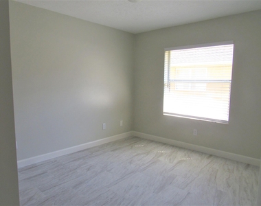 1242 Sw Melrose Avenue - Photo Thumbnail 18