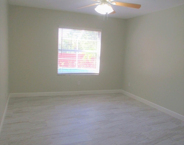 1242 Sw Melrose Avenue - Photo Thumbnail 32