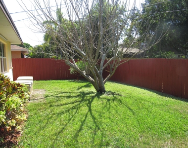 1242 Sw Melrose Avenue - Photo Thumbnail 43