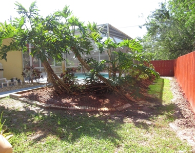 1242 Sw Melrose Avenue - Photo Thumbnail 42
