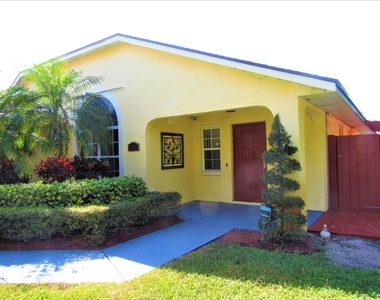 1242 Sw Melrose Avenue - Photo Thumbnail 1