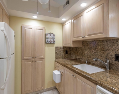 111 Briny Avenue - Photo Thumbnail 7