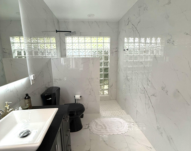 325 Knotty Wood Lane - Photo Thumbnail 22