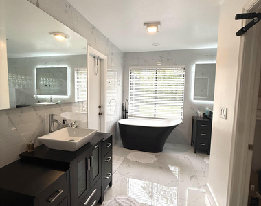 325 Knotty Wood Lane - Photo Thumbnail 21