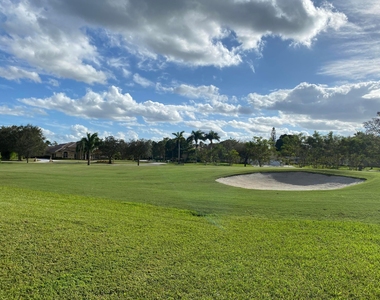 1920 S Club Drive - Photo Thumbnail 33