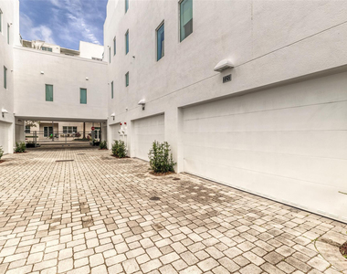 727 Ne 4th Avenue - Photo Thumbnail 23