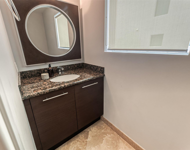 727 Ne 4th Avenue - Photo Thumbnail 13