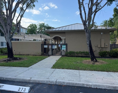 1500 S Crestwood Court S - Photo Thumbnail 1