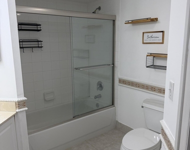 1500 S Crestwood Court S - Photo Thumbnail 6