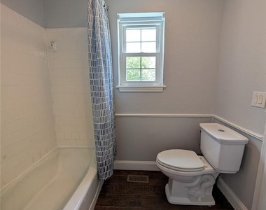10133 Bromley Court - Photo Thumbnail 24