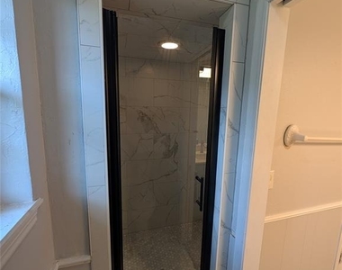 10133 Bromley Court - Photo Thumbnail 32