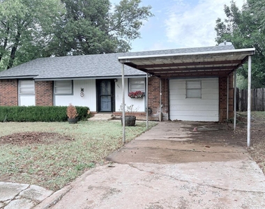 711 Meadowlake Drive - Photo Thumbnail 1