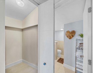 1111 S Ocean Boulevard - Photo Thumbnail 24