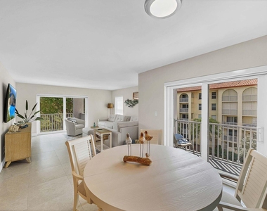 1111 S Ocean Boulevard - Photo Thumbnail 10