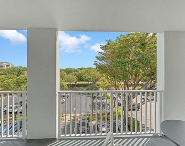 1111 S Ocean Boulevard - Photo Thumbnail 11