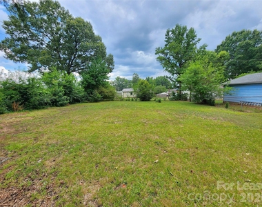 1531 E Liberty Street - Photo Thumbnail 15