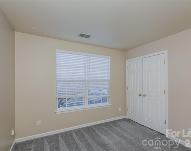 15118 Edindale Drive - Photo Thumbnail 9