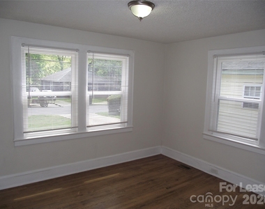 2310 Dundeen Street - Photo Thumbnail 7