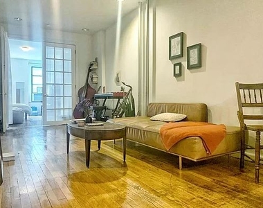 1415 2nd Avenue - Photo Thumbnail 1